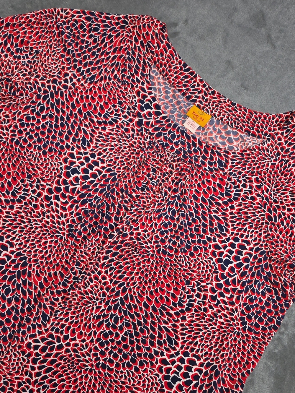 Ruby Rd. 2X Red, Navy and White Petal-Print Short Sleeve Top